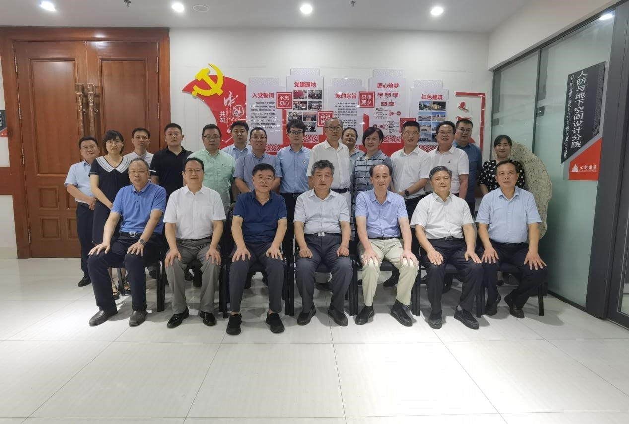 1680930046144383.jpg 1680930046144383.jpg